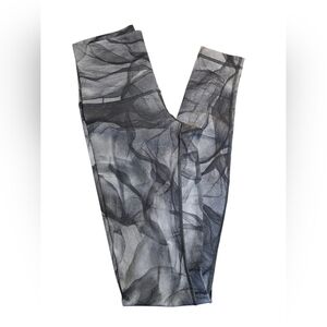 Lululemon Wunder Under High Rise Pants Size 4 -- 22" Waist